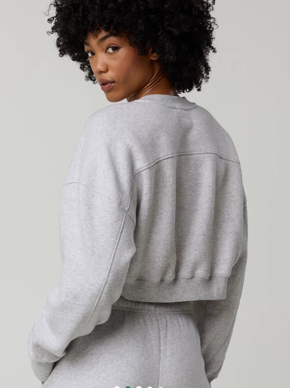 Offline by Aerie Cloud Fleece Cropped Cream Cozy Sweatshirt, Sz L (P2P 22.5”)